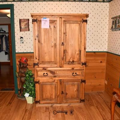166 family room