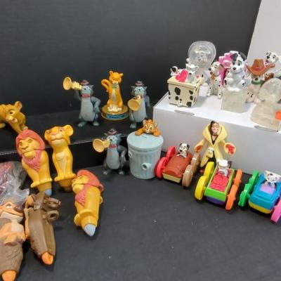Collectibles Cats And Dogs From Disney's Lion King Aristocrats & 101 Dalmations 