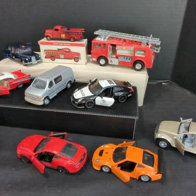 Dinky Toys No. 285 Merryweather Marquis Fire Tender. 


Die Cast Toys See Description &Photos 
