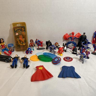 Action Figurines: Superman, Batman, Captain America & More 