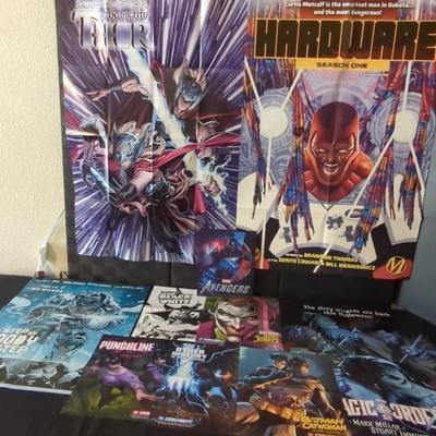 Comic Posters With 8"X 11" Hollograph 3D Picture 