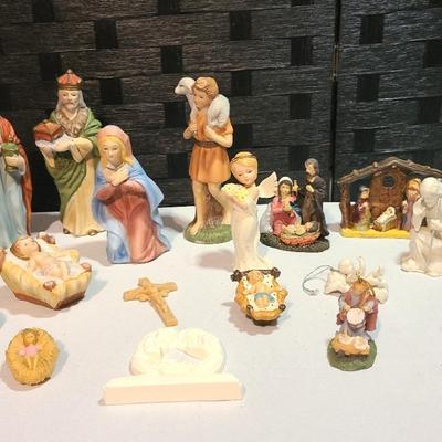Christian/Catholic Scenes, Figures, Religious Items