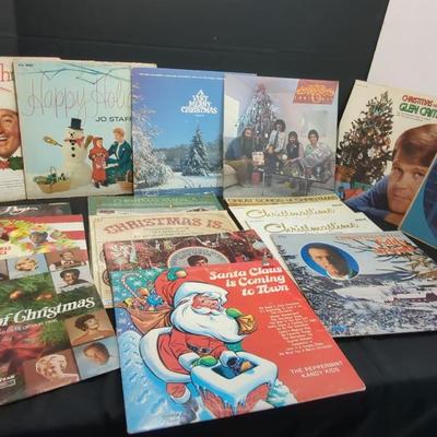 Christmas Albums Bing Crosby Oak Ridge Boys Glen Campbell Eddy Arnold Moods Of Christmas
