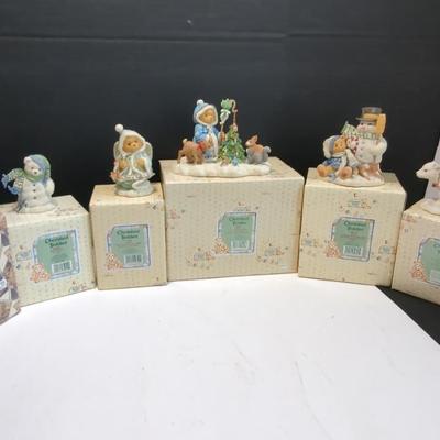 Cherished Teddies In The Snow At Christmas 