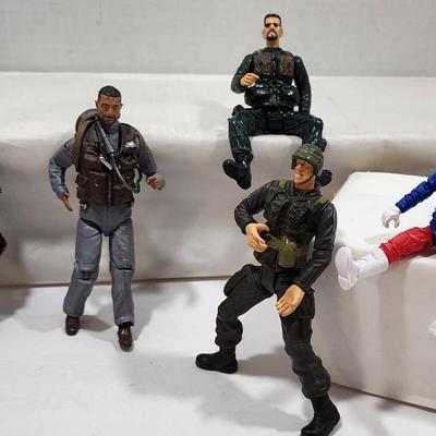 Action Figures (Including Star Wars Die Cast Figure)