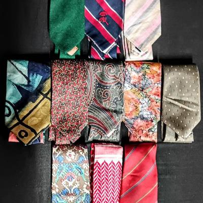 Designer & Vintage Men’s Tie Collection – Ralph Lauren, Bugatti, Adolfo & More