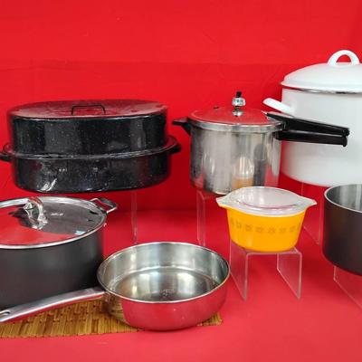 Perfect Pots For The Holidays 