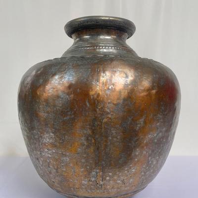 Large Hammered Copper Or Brass Vessel 