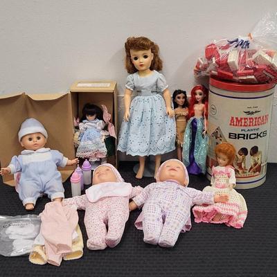 Doll Lot (feat. Ideal Miss Revlon) + (WH7)
