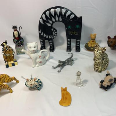Kitty’s Kennel Stretch Figurine | Porcelain Cat Shaped Teapot And More