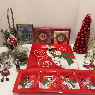 Christmas | Stephanie Stouffer Trays | Cypress Artisan Gift Set | Candles | Quartz Reindeer Clock 