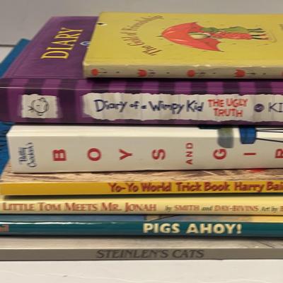 Children’s Books | The Night Before Christmas | Diary of a Wimpy Kid | Captain Underpants 