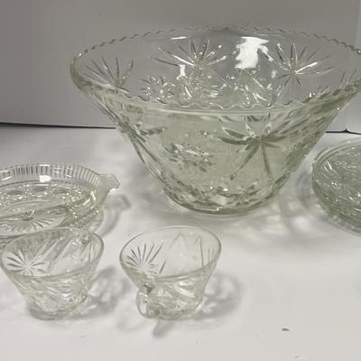 Vintage Punch Bowl & Glasses | Ashtray | Plates 