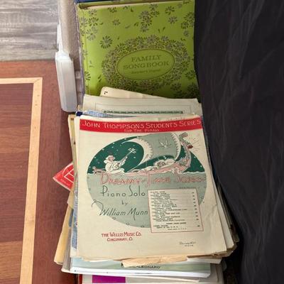 Estate sale photo