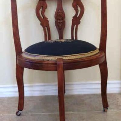 Cw135 vintage chair