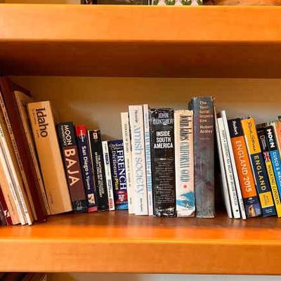 Cw148 vintage books 3