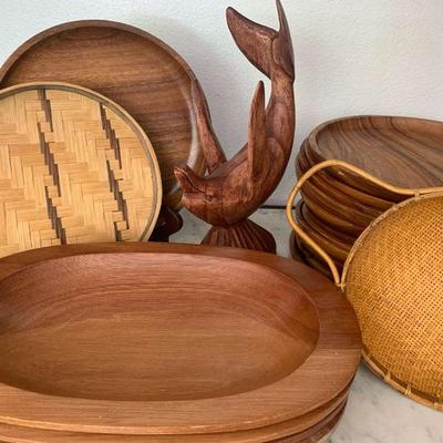 Cw230 wood plates and decor