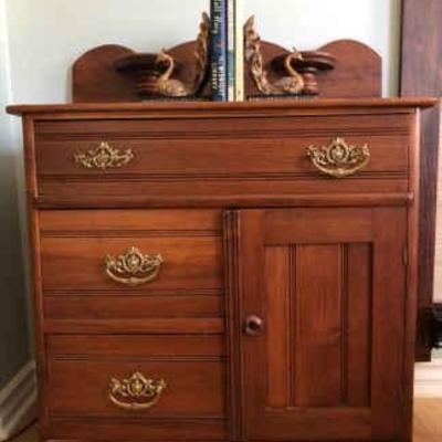 Cw113 vintage chest with drawers bookends