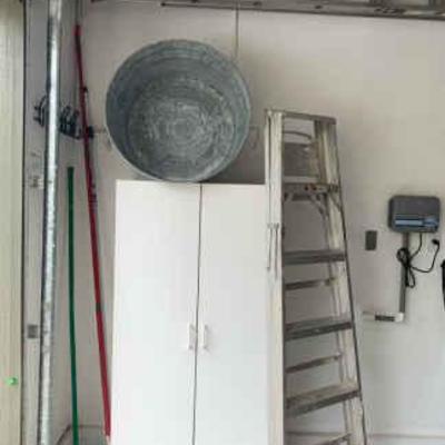 Cw246 ladders cabinet