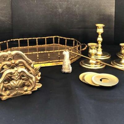 Cw141 collection of assorted brass items