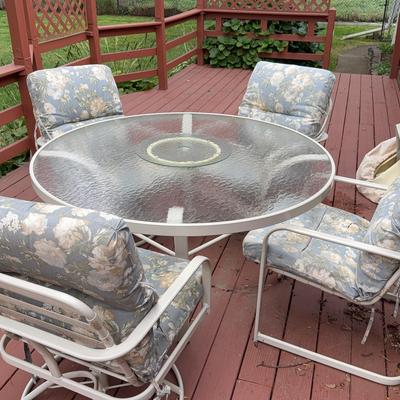 Patio Table & Four Chairs