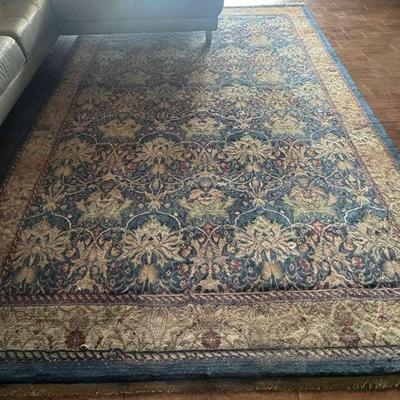 Alrge Area Rug 