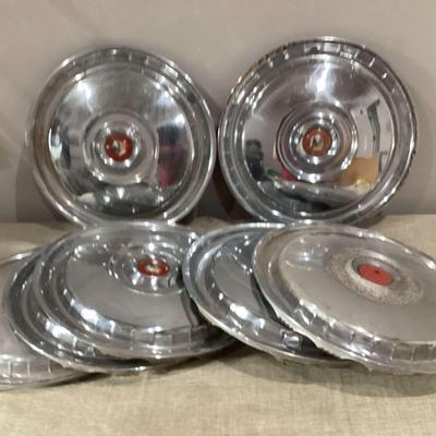 1950’s Ford Hubcaps (7)