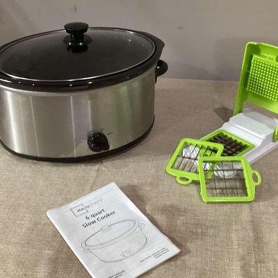 Mainstays 6 Quart Slow Cooker w/box and 6 In 1 Magic Chopper 