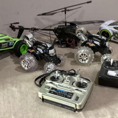 Maisto Cars And Helicopter Plus (2) Random Remotes