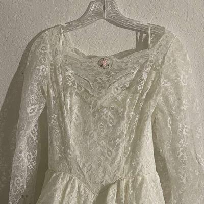 Wedding Gown 1960s-1970s