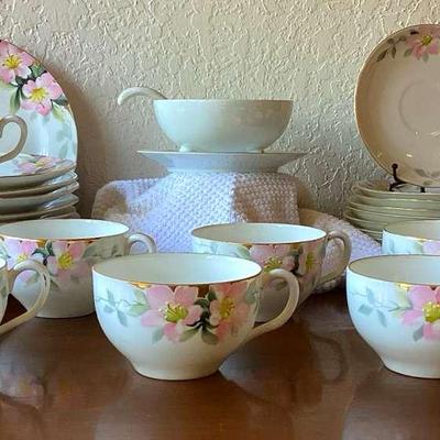 Nippon Azalea China Set
