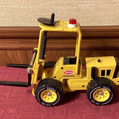Vintage Tonka Forklift  52900/XR -101