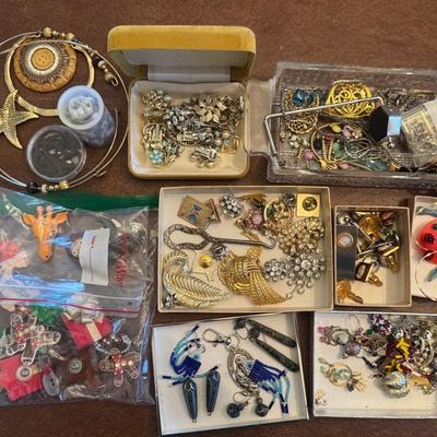 Mystery Vintage Jewerly Assortment 