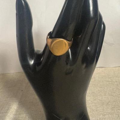 WS 10k Ring (Size 8 Or 9)