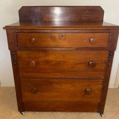 Vintage Chest of Drawers