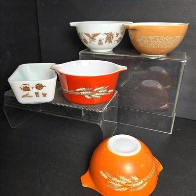 Vintage Pyrex: Early America, Autumn Harvest, Woodland