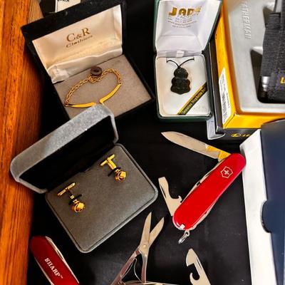 Sale Photo Thumbnail #107