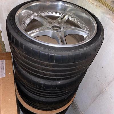 4 Michelin Tires With Rims