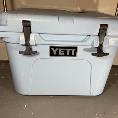 Light Blue Yeti Cooler Ice Chest