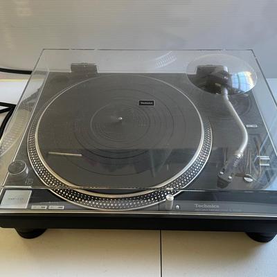 Technics Turn Table Record Player