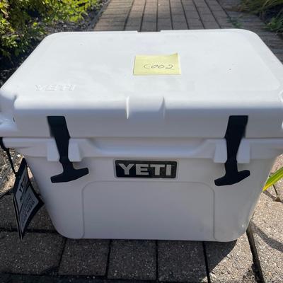White Yeti Cooler Ice Chest