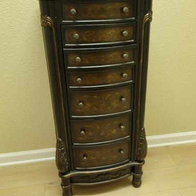 Sale Photo Thumbnail #112