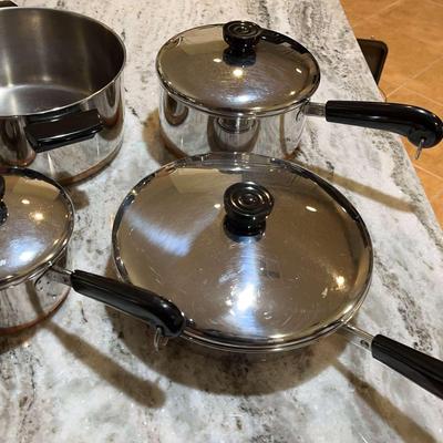 Revere Ware 7 Piece Set Of Pots And Pans
