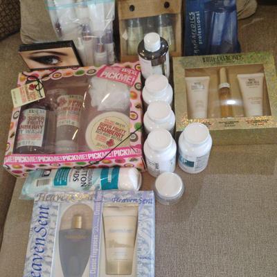 Women's Beauty Products, Scented Body Creams, & More Unused