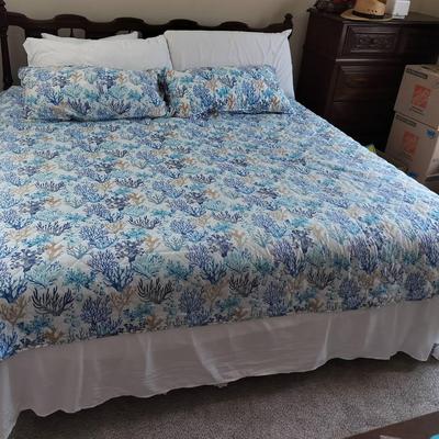 Vintage King Wooden Bed Frame With Mattress, Boxspring, Pillows, & Blankets