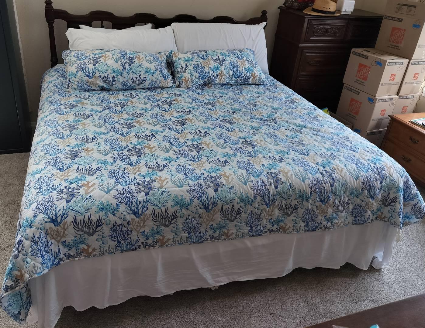 Vintage King Wooden Bed Frame With Mattress, Boxspring, Pillows, & Blankets