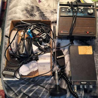 Midland 13-830 Radio, Juliette Vintsge Radio, And Radio Assortment