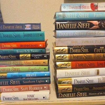 Danielle Steel 2000s, 26 Books Incld: Matters Of The Heart....