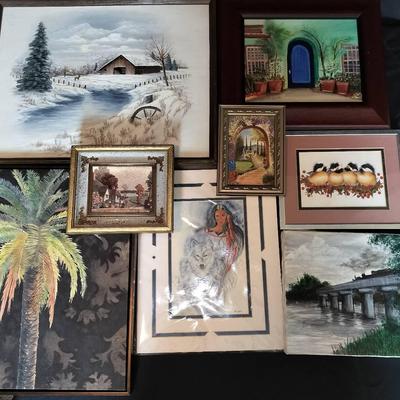8 Piece Art Assortment