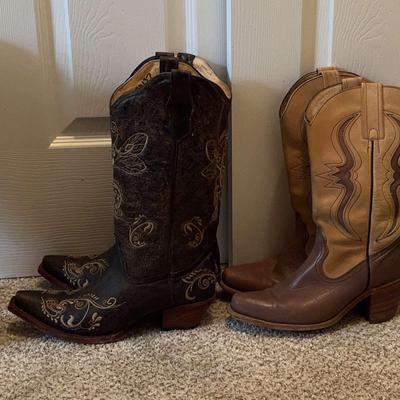 4 Pairs Of Women'S Boots Various Sizes